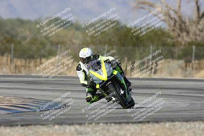 media/Dec-01-2025-Moto Forza (Mon) [[2daa91e15f]]/2-Intermediate Group/Session 3 (Turn 3)/